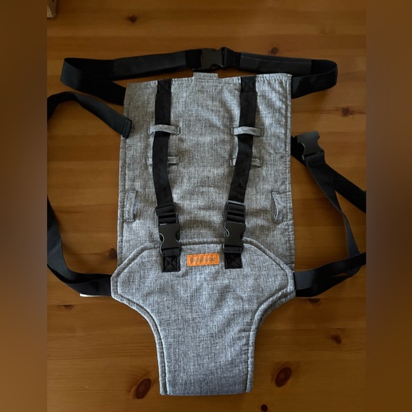 llulluby Baby Portable High Chair Seat Sack with Safety Harness - Picture 2 of 13